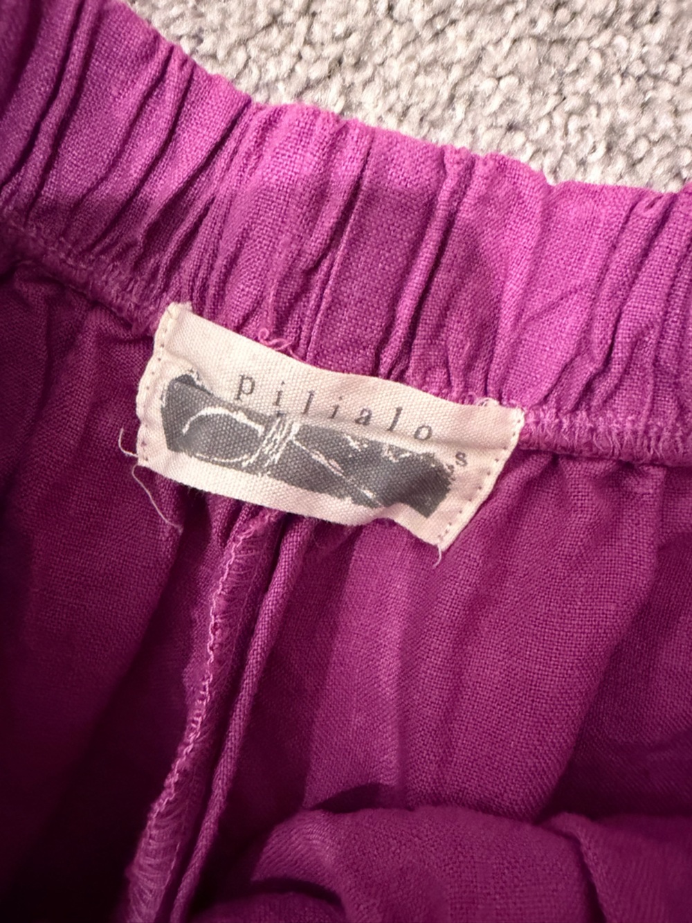 The Kealopiko Shop Pilialo Breezy Shorts Fuchsia shorts Small - Picture 4 of 4